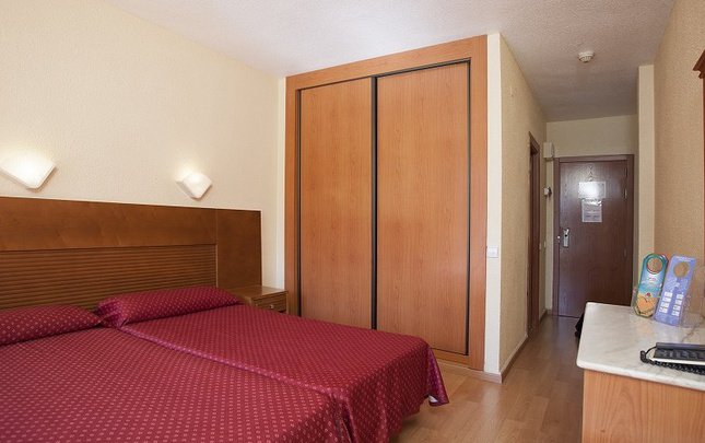 Doble uso individual (monoparental) Hotel Magic Villa Benidorm
