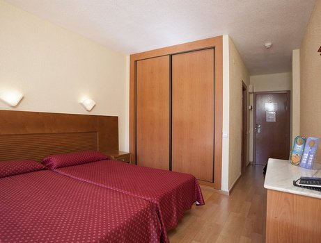 Doble uso individual (monoparental) Hotel Magic Villa Benidorm